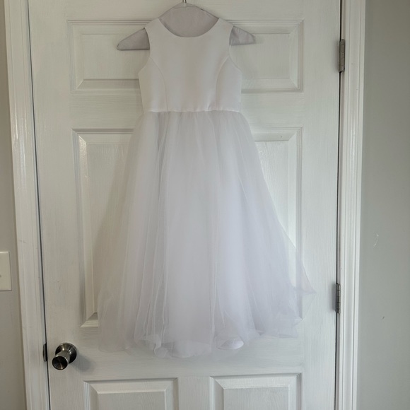 David's Bridal White and Black Kids Formal Dresses - Picture 5 of 7